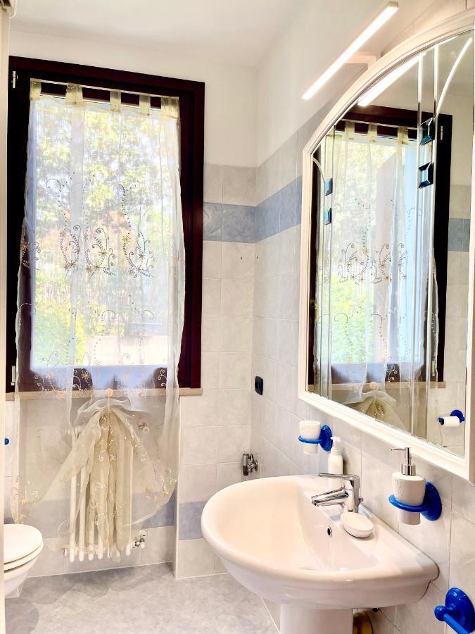 Dimora Di Charme Con Piscina E Giardino,Vicina Alla Spiaggia Sirmione Exterior photo