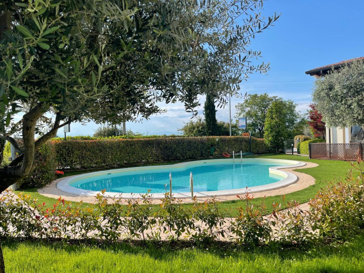 Dimora Di Charme Con Piscina E Giardino,Vicina Alla Spiaggia Sirmione Exterior photo