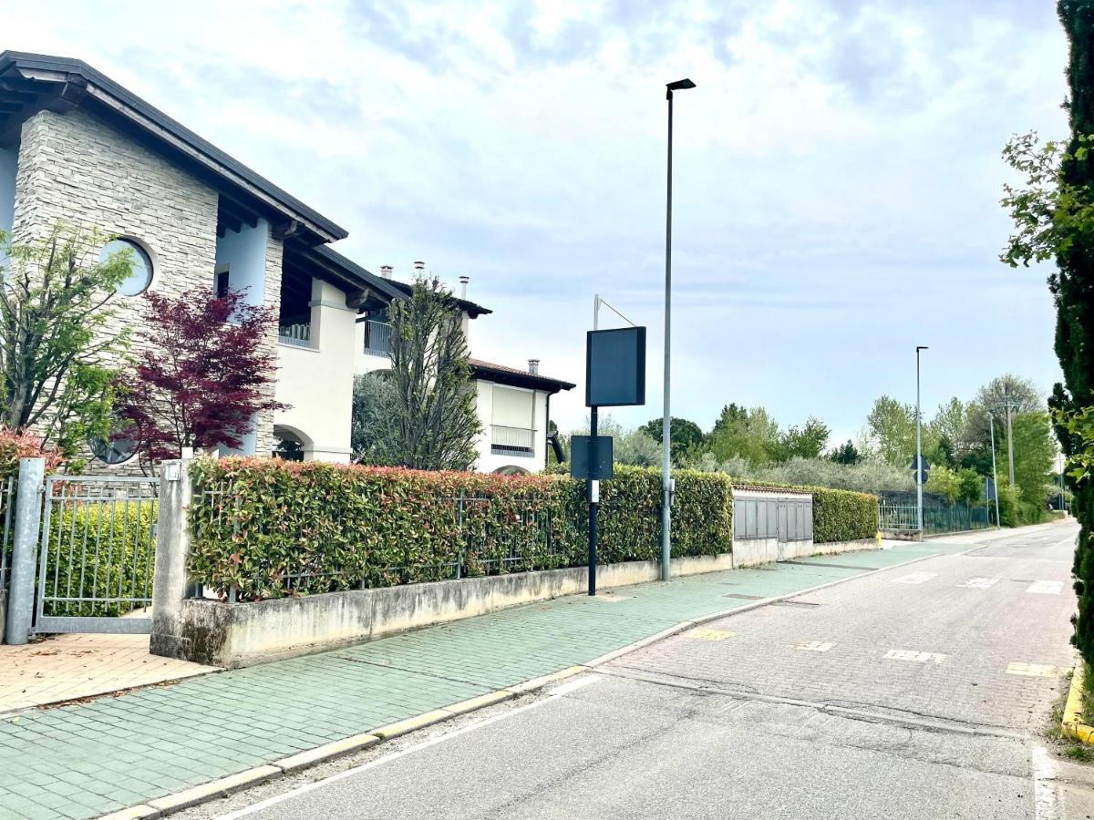 Dimora Di Charme Con Piscina E Giardino,Vicina Alla Spiaggia Sirmione Exterior photo